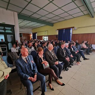 2b9604c7-ece3-484a-8272-47419c8aca63