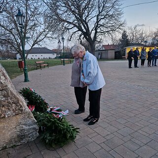 b90e0a6d-ee7e-4252-b7af-08b5cf7daed7