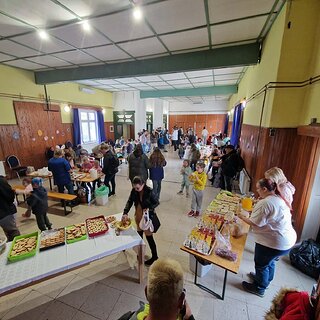 647c9573-dfa6-48fe-abde-35bb5810acae