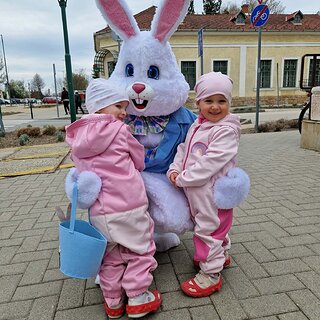 48031b2a-beab-43e1-9bb5-3beafe0c18b0 (1)